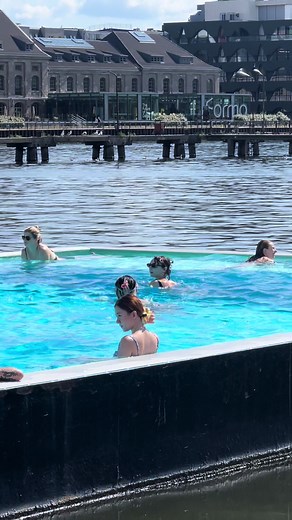 Discover Floating Swimming Pool in Berlin