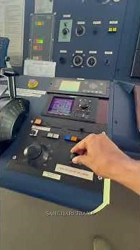 കപ്പൽ ഓടിക്കുന്ന സ്ഥലം കണ്ടോ.