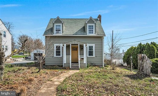 916 N Spring St, Middletown, PA 17057 | Estately 🧡 | MLS# PADA2058014