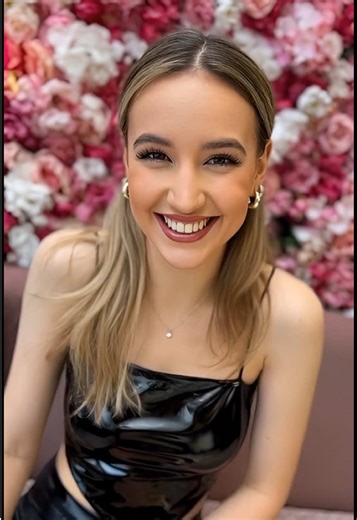 Ich wollte eigentlich nur „aus Spaß“ einen neuen Account starten… und bin heute Morgen mit über 2000 Followern und 150.000 Views aufgewacht 🥹🤍 Ich war wirklich sprachlos – hab im Bett gesessen und mein Handy angestarrt, weil mein Gehirn das einfach nicht gecheckt hat 😭📱 Danke für jeden Like, jeden Kommentar und jeden Follow – ich freu mich riesig, dass ihr hier seid! Das fühlt sich gerade alles noch so unreal an ✨ #newaccount #tiktokdeutsch #unexpected #dankbar #pvc