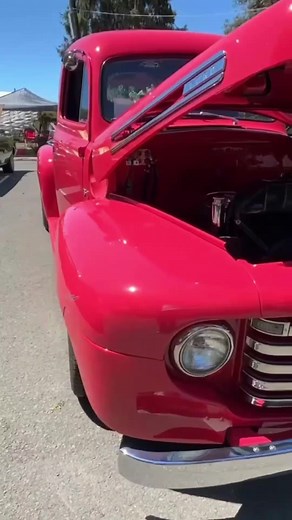 Exploring the 1950 Ford F1 Pickup: Classic American Truck