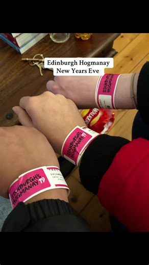 Edinburgh Hogmanay: Celebrate New Year's Eve Magic