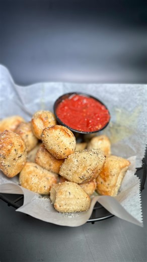 … coming very soon to all JP locations. Our house-made dough, cut into irregular nuggets, lathered with butter, Parmesan, and oregano—perfect for slam-dunking into our delicious marinara. | Jason's New York Style Pizza