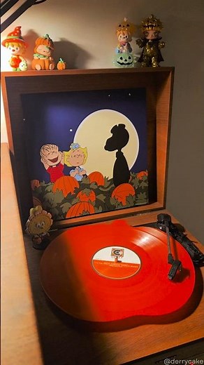 Happy October! 🎃✨🧡 It's the Great Pumpkin, Charlie Brown Vinyl Unboxing #snoopy #thepeanuts #vinyl