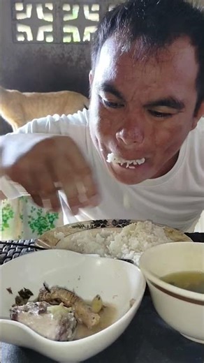 lunch break eating 😋😋