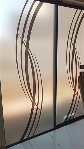 Frosted Glass Window Application and Cleaning Techniques