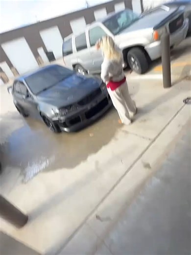 How to Effectively Clean Your Windshield