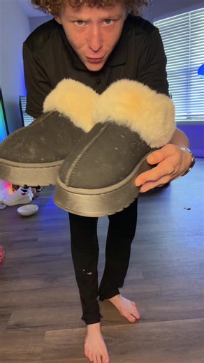 Definitely recommend checking out these winter slippers while they’re super cheap #slippers #slippershoes #tiktokshopfinds #foryoupage #shoes