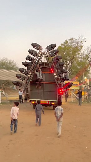 dj srs shivam & harsiddhi lighting sevaliya