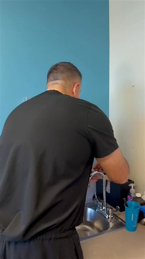 Hussein A. Saad, M.D. on Instagram: "Covid played a big role in the medical industry and shifted it into the next level #sportsmedicine #shoulderpain #orthopaedicsurgery #home #doctor #surgery #michigan #dearborn #detroit #southgate #allenpark #birmingham #funny"