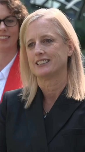 This could be the worst 30 seconds of small talk ever... | The Project