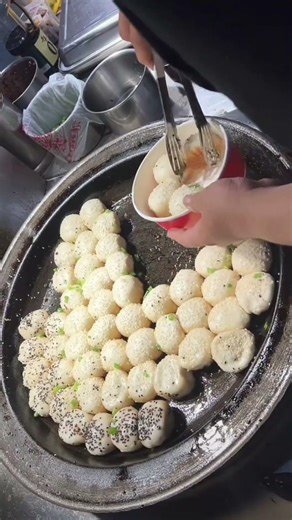 Fried steamed buns