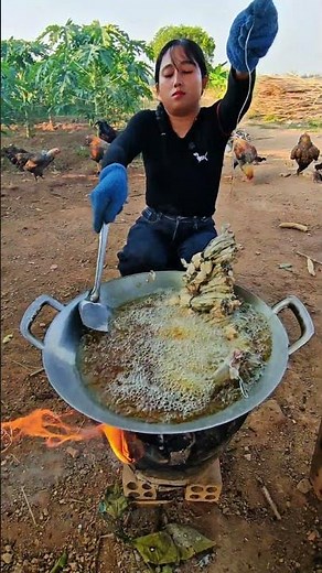 😋🐸Delicious fried frog and oil recipe #cooking #food #eat #eating #foodlover