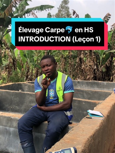 J’ai reçu aujourd’hui mes alevins de carpe commune pour le lancement d’un nouveau cycle de production. Au Cameroun, l’élevage de cette espèce reste encore peu connu, voire mythique. Tous les 10 à 15 jours, je vais partager ici les tâches réalisées, les astuces pratiques et l’évolution réelle de cet élevage en hors-sol. Ce premier contenu est une introduction. Si le sujet t’intéresse, abonne-toi pour ne rien rater des prochaines vidéos. #Pisciculture #CarpeCommune #Bassin #Aération #Formation