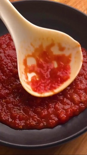 Giant Cheese Stuffed Shells: Olive Garden Copycat Recipe!