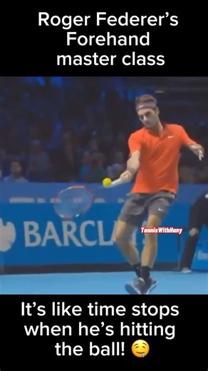 Hany Saad | CHICAGO TENNIS COACH🎾 on Instagram: "Federer’s slow motion! 🥹 Follow for more! @tenniswithhany"