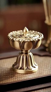 44K views · 2K reactions | The white powder is the ashes of the herb. When pressing it, make sure there is enough air inside to assist the incense powder to burn.#calm #relax #incenseburner #satisfying #newzen | Lore Incense | Facebook