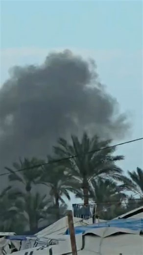 ‎مصدر الإخبارية‎ on Instagram‎: "غارة جوية إسرائيلية في مناطق غرب خانيونس جنوب قطاع #غزة"‎