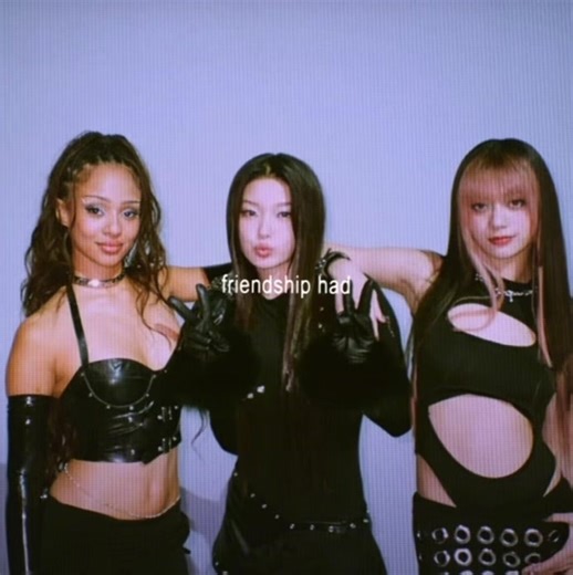 i made this as soon as i saw the news so it might be a bit scarpy 😔 i know she isn’t leaving but it’s just so sad 😭😭 #foryoupage #manon #katseye #sad #fyp