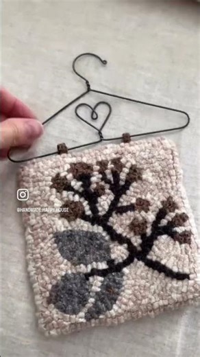 Mini rug hooking kit