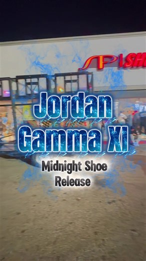 Shoutout to #ShoePalace for booking the Let’s Shoot Mobile Hoops 🏀 Trailer for the Midnight Gamma Release Book us for your next special event!! #trailerrental #htx #fyp