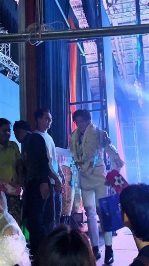 ပဲခူး အောင်ဇမ္ဗူ ဇာတ်သဘင်မှာ ဖျော်ဖြေမယ့် ညီလေး ၊ ညီမလေးများကို လိုက်စောင့်ရှောက်ဝန်းရံ 🤍 တန်ဖိုးနွေးထွေးပေးတဲ့ ကိုအောင်ဇမ္ဗူ ကျေးဇူးပါဗျ🤍#foryoupage❤️❤️ #fly #foryou #up #🤍