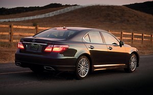 Driven: 2010 Lexus LS460 Sport