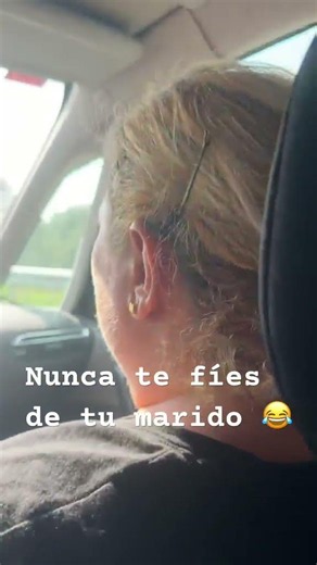 Yo durmiendo tranquilamente… hasta que mi marido hizo ESTO 😱😂 #Parejas #Humor #Bromas #Susto
