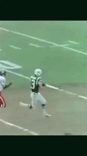 Maynard finished his career with 633 receptions for 11,834 yards and 88 touchdowns. #nfl #football #jets #ny #nyj