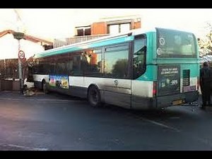 Compilation d'accident de bus #1 / Bus crash compilation #1