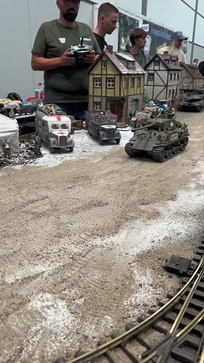 Amazing Rc Tank in action! #rctank #tank #rcmodel #rcmodellbau #rctanks #military #rcmilitary