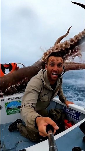 Giant Prehistoric Squid Attacks Our Boat?!