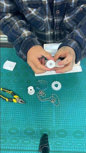 How to replace a roller blind clutch #asmr #blinds #curtains #diy #fabric #rollershades #fyp