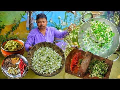 कच्चे आम हरी मिर्च को सिलबटे में कूचकर मेरी मम्मी येNअचार बनाया करती थी जिसे महिने भर खा सकते हैं😋