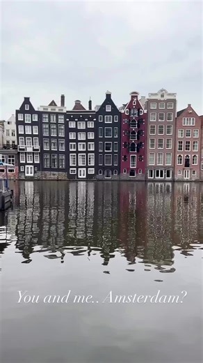 Planning a trip to the Dutch capital? Here are some must-sees and local favorites to add to your list: • 🚲 Explore the city by bike – the best way to see Amsterdam like a local. • 🖼 Visit the Rijksmuseum and admire masterpieces by Rembrandt & Vermeer. • 🌷 Wander through the Bloemenmarkt, the world’s only floating flower market. • 🕯 Learn about history at the Anne Frank House (book tickets in advance!). • 🚤 Take a canal cruise to see the city from the water. • ☕ Stop at a cozy café in the Jo