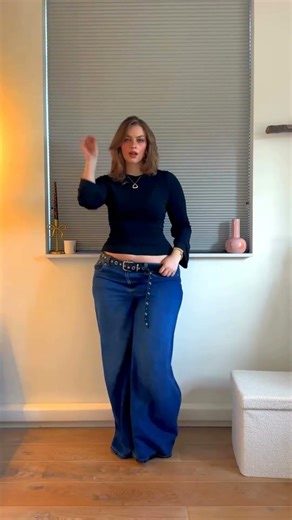 The Art of the Highlight: Dressing Your Curves with Confidence #fahsion #plussize #plussizefashion