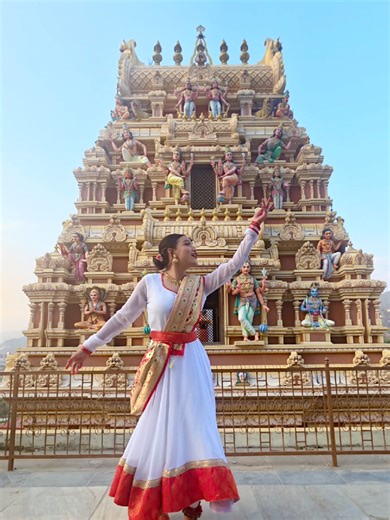 Exploring Semi-Classical Dance Moves