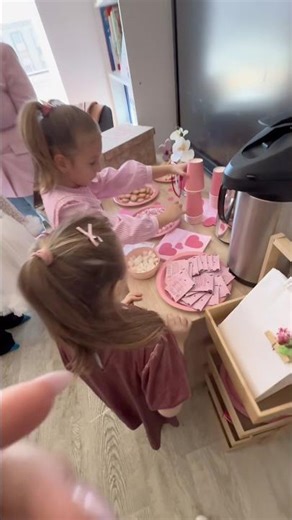 Serbare 8 martie 💕 #minivlog #familie #mama #ziuamamei #8martie #fete #serbare #ellapopescu