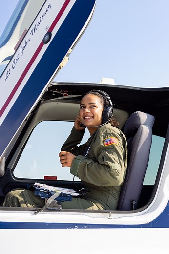 🦅 𝐓𝐚𝐤𝐢𝐧𝐠 𝐅𝐥𝐢𝐠𝐡𝐭 ✈️ Through the Powered Flight Program, our cadets build skills, confidence and discipline while stepping into the cockpit of what could become their future career in the United States Air Force. From preflight checks to solo missions, they gain real-world flying experience while developing as #LeadersOfCharacterAndQuality. #USAFA #Airmanship #WarfightersToWin #Military #Lethality #FutureFight #CadetLife | United States Air Force Academy