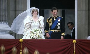 RELEASE | 'The Crown' Season 4 Episode 1 : English Subtitle