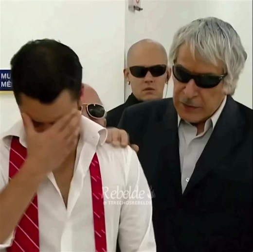 Rebelde e as Malucas Aventuras de Leon - Capítulo 399