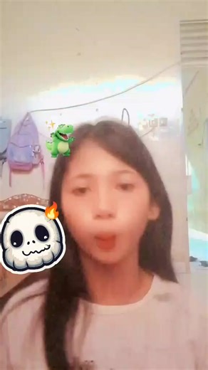 Iret Iyet (@iret.iyet)’s videos with JAUH KO PERGI - BangSay🇮🇩