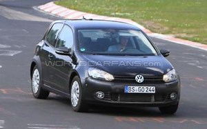2013 Volkswagen Golf; Video Teaser | CarDekho.com