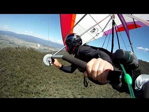 Hang Gliding Australia -- That's Freedom