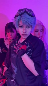 如何制作美味精良的💩 #异形舞台 #kpop猎魔女团 #sajaboy #抽象 #cos