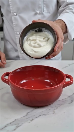 2-Ingredient Greek Yogurt Cheesecake: The Easiest Recipe