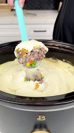 Easy Crockpot Shepherd's Pie Recipe