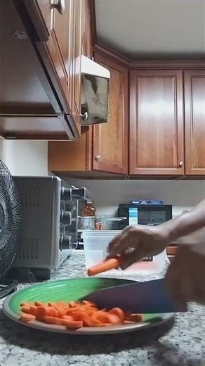 Día de Acción de Gracias 2025 (#1 Preparando). SDCA. USA.