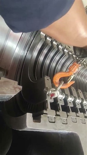 Inside a Steam Turbine: Partition Disassembly #steamturbine#steamturbinepartition