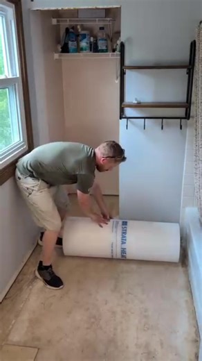 When Johnny seeks comfort, he steps up with the craftsmanship. Watch @revivehometips install our STRATA_HEAT™ Flooring System for a tile bathroom floor that delivers warmth, durability, and smart control. Featuring: 🔥 STRATA_HEAT Mat 🔥 STRATA_HEAT Spliceless Wire 🔥 STRATA_HEAT WiFi Thermostat 🔥 STRATA_HEAT Thermal Pack 🎨 SPECTRALOCK® 1 Pre-Mixed Grout 📏 LATICRETE® Profiles & Trims From the foundation up, this system is built to perform and made to last. #LATICRETE #STRATAHEAT #HeatedFloors